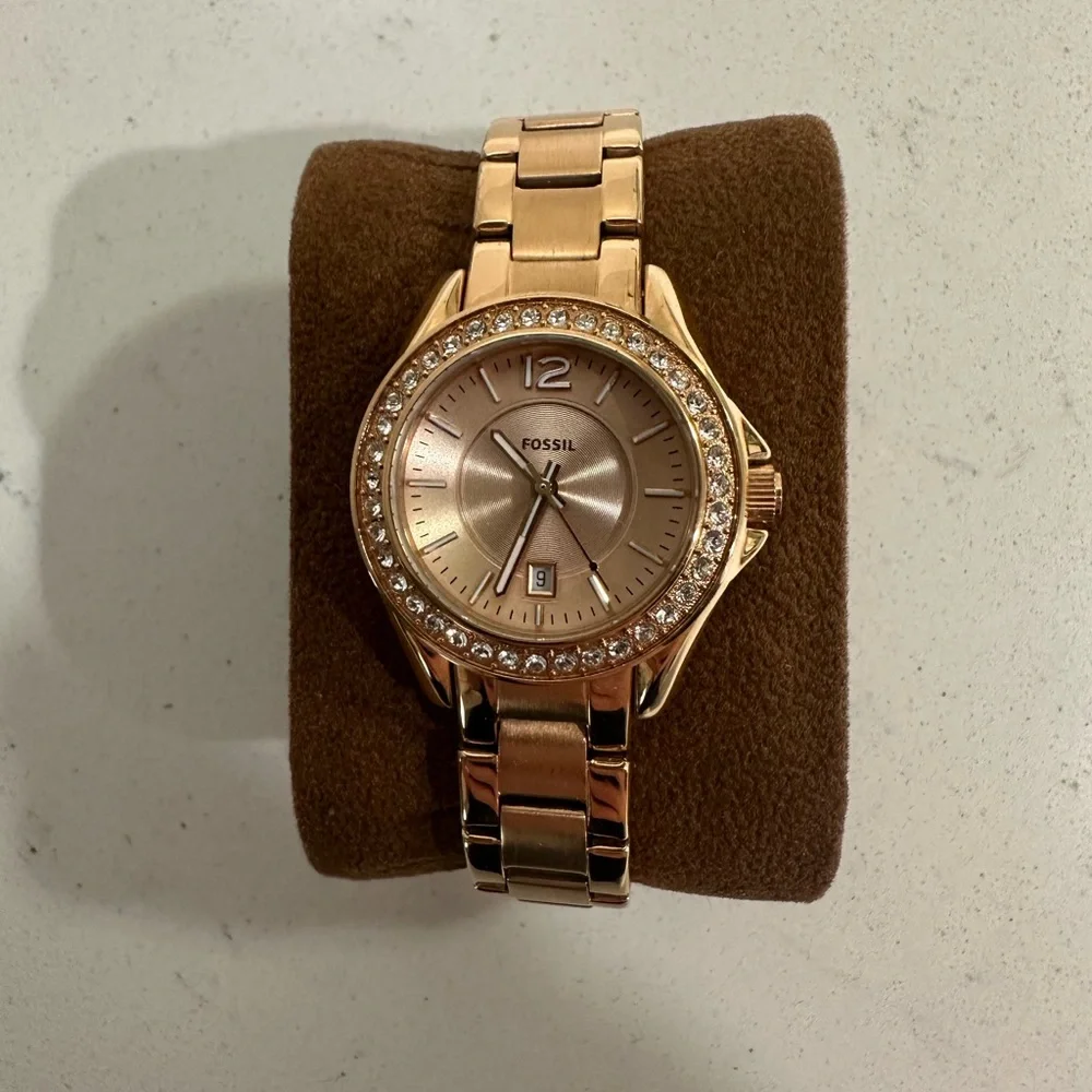 Fossil brand new